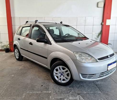 FORD FIESTA 1.0 MPI 8V GASOLINA 4P MANUAL